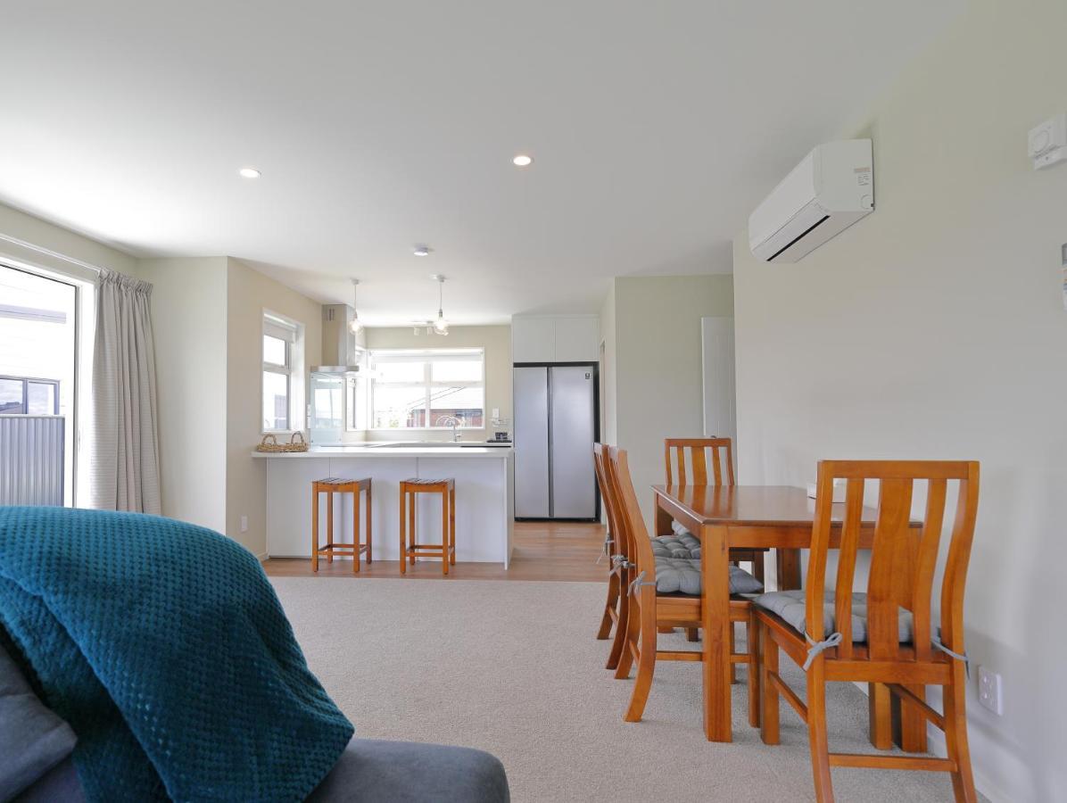 Fiordland Getaway - Te Anau Holiday Home المظهر الخارجي الصورة